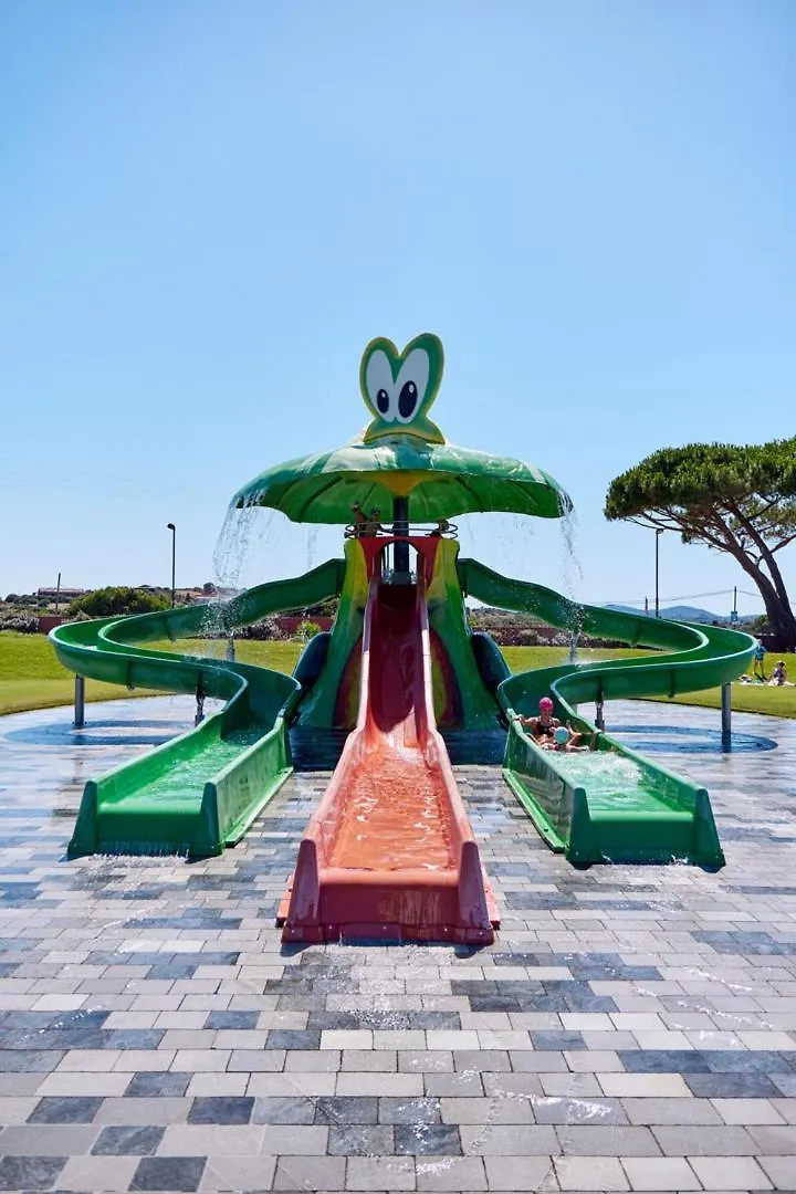 خيمة فخمة فندق Glamping Aglientu Vignola Mare إيطاليا